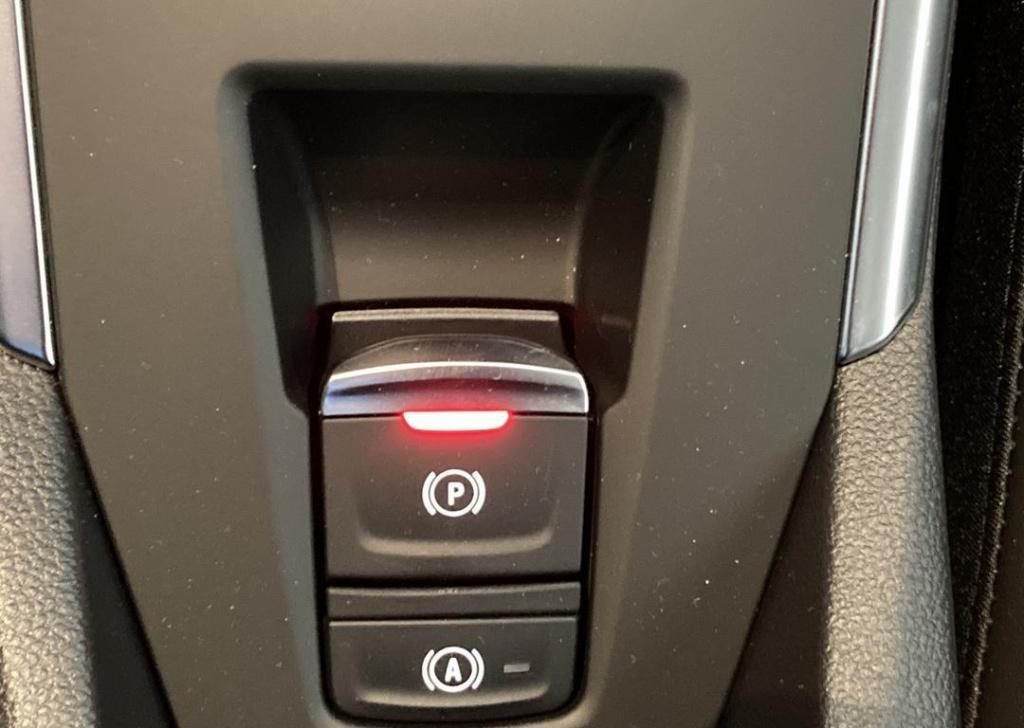 Renault Clio 1.8 hybrid 160 techno - pack winter / safety & parking