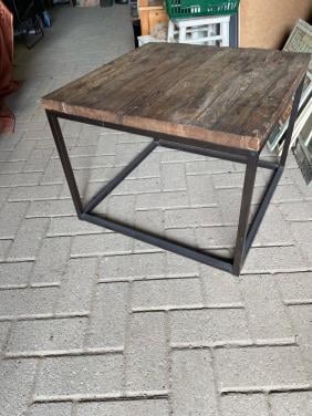 Bijzettafel