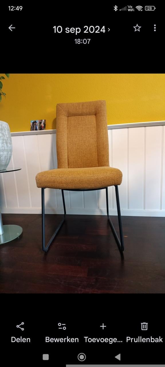 2 henders&hazel eetkamerstoelen