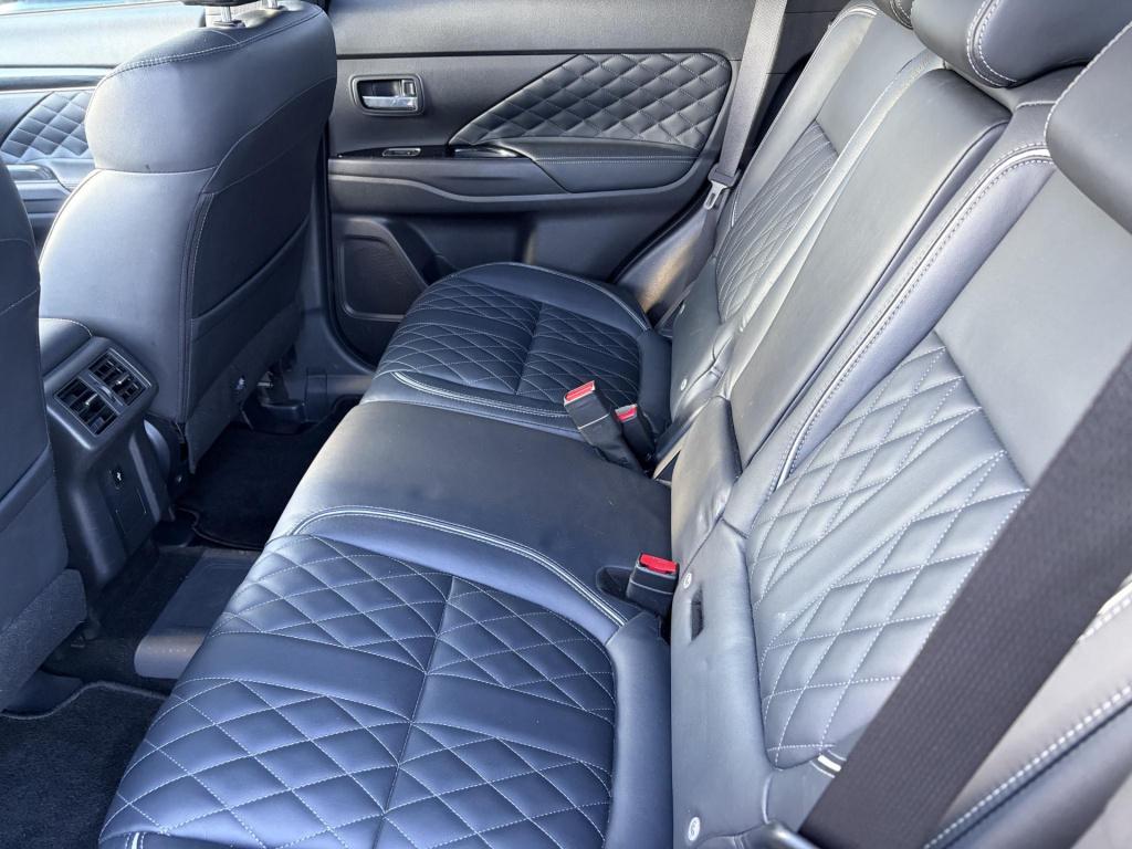 Mitsubishi Outlander 2.4 phev instyle |1500 kg trekgewicht |sportpakket