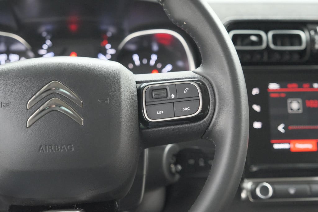 Citroen C3 Aircross puretech 110 feel | trekhaak | camera | apple carplay