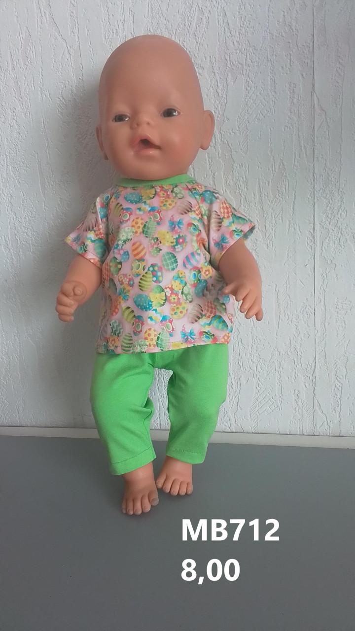Poppenkleertjes baby born. Pyjama. Opbrengst KiKa.