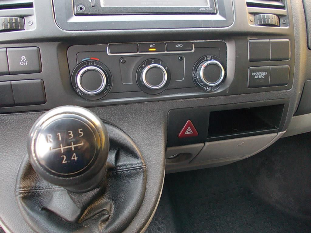 Volkswagen Transporter 2.0 tdi airco, navigatie, dakrail, trekhaak