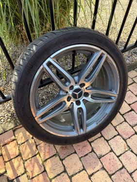 AMG Velgen