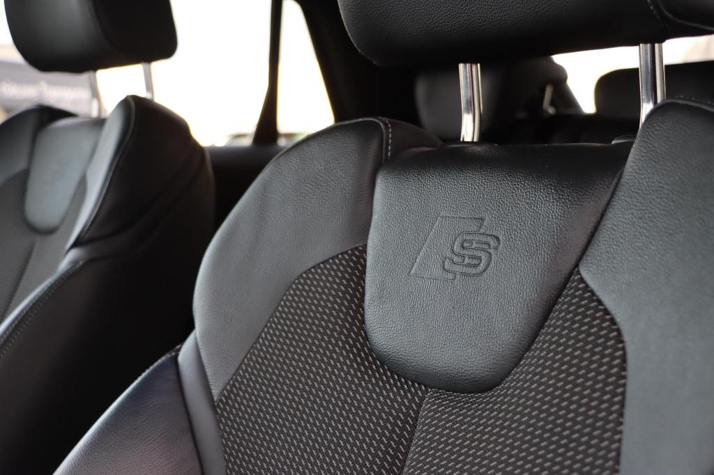 Audi Q2 30 tfsi s edition 110pk | navi | stoelverwarming