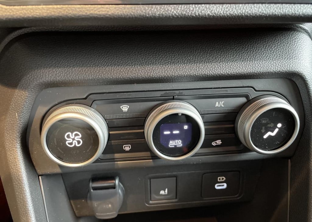 Dacia Jogger 1.0 tce 110 extreme 7p. - demo / media nav - pack extreme