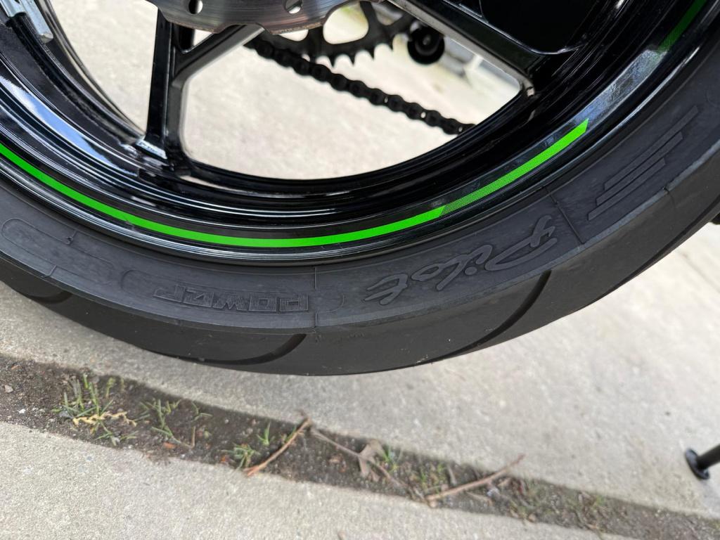 Kawasaki Z900 | quickshifter | akrapovič