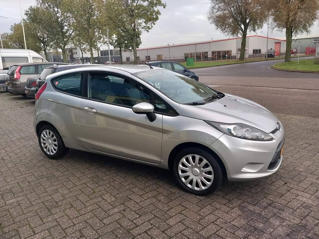 Ford Fiesta 1.25 Trend 3deurs bj:2009 airco