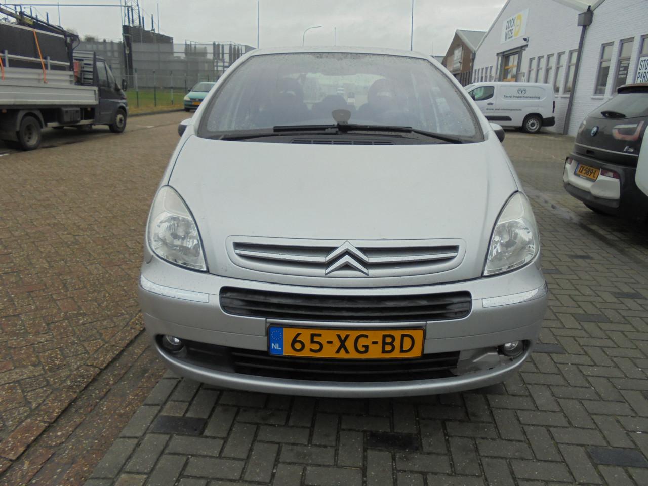 Xsara Picasso 1.6i nette conditie binnen en buiten Nieuwe Apk Bij Afleveren