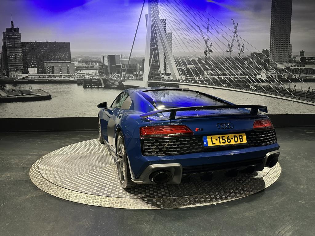 Audi R8 5.2 performance quattro 620pk *btw*b&o*keramisch*bucket seats*carbo