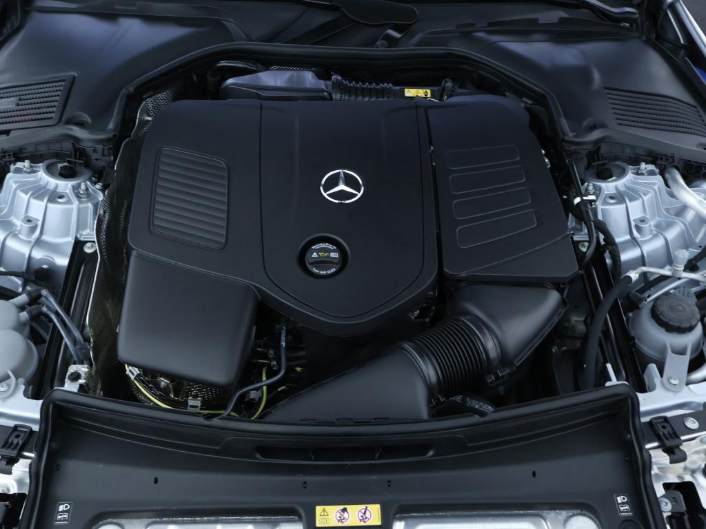 Mercedes-Benz C-Klasse estate 180 star edition amg line | panoramadak | dod