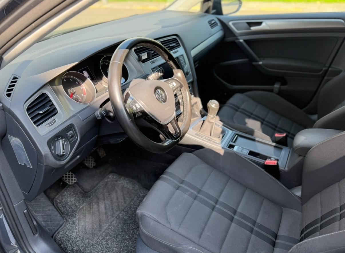 Volkswagen Golf 1.0 TSI 110pk 5D 2016 Grijs