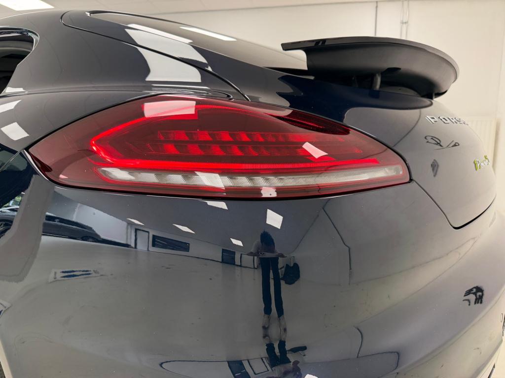 Porsche Panamera 3.0 s e-hybrid | org. nl | 1e. eigenaar | night blue metal