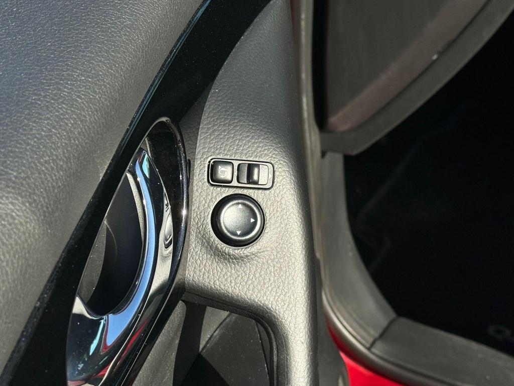 Nissan Qashqai 1.2 connect edition