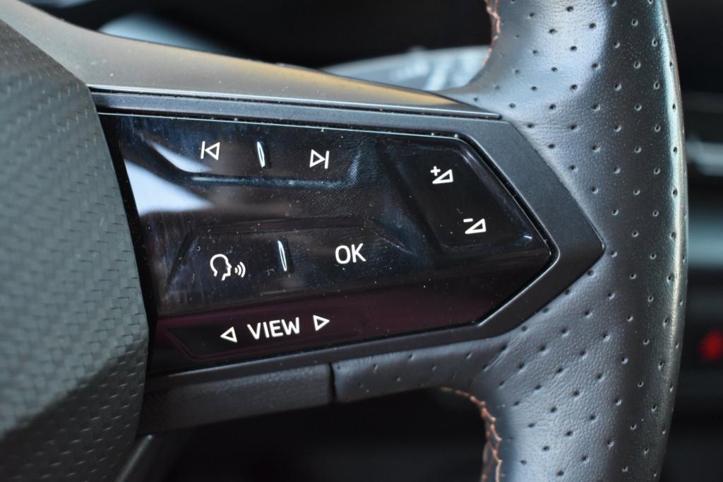 Cupra Born business one 62 kwh soh 93.2% | stoelverwarming | camera | nap |
