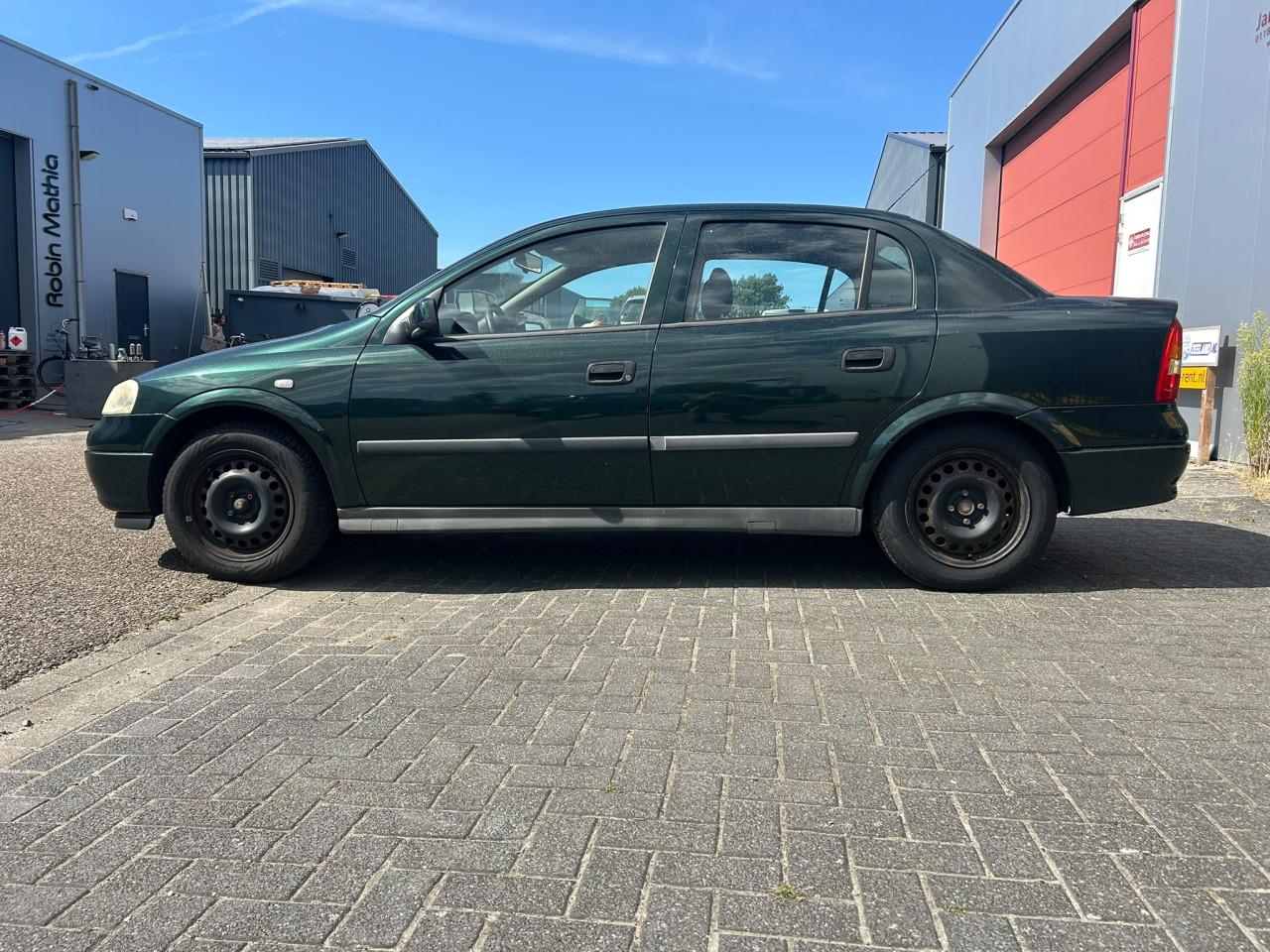 Opel Astra 1.6 GL Bluetooth/APK 31-01-2027