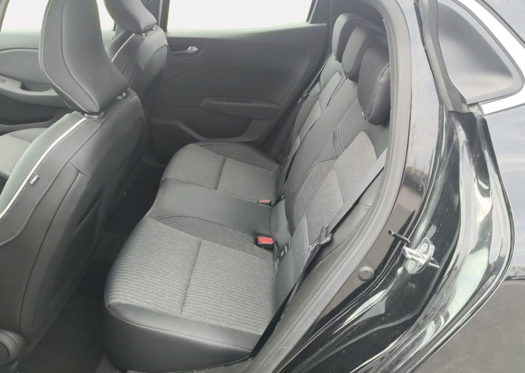 Renault Clio 1.6 e-tech hybrid 145 intens
