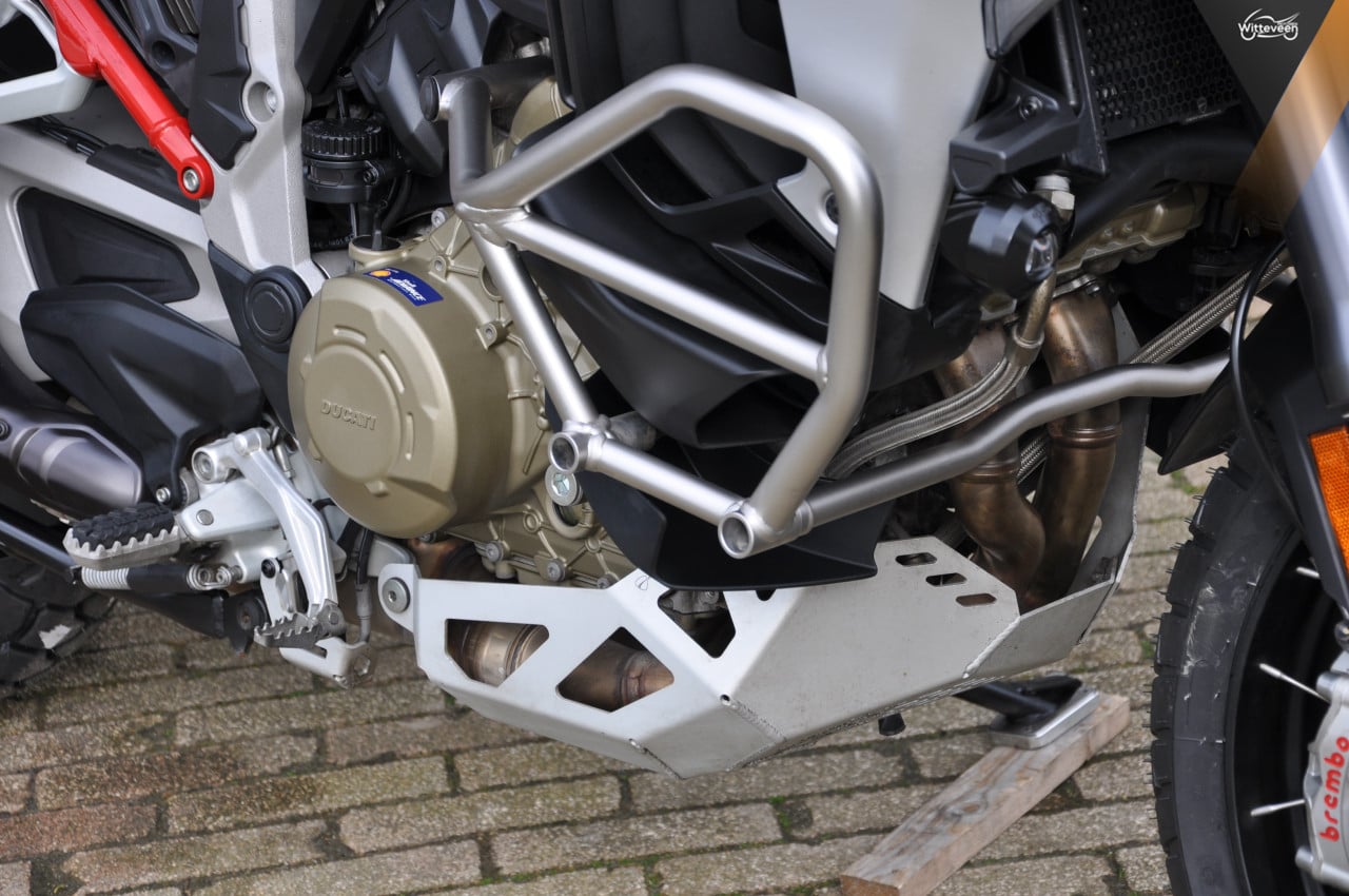 Ducati Multistrada V4 S Travel, radar, spaakvelgen