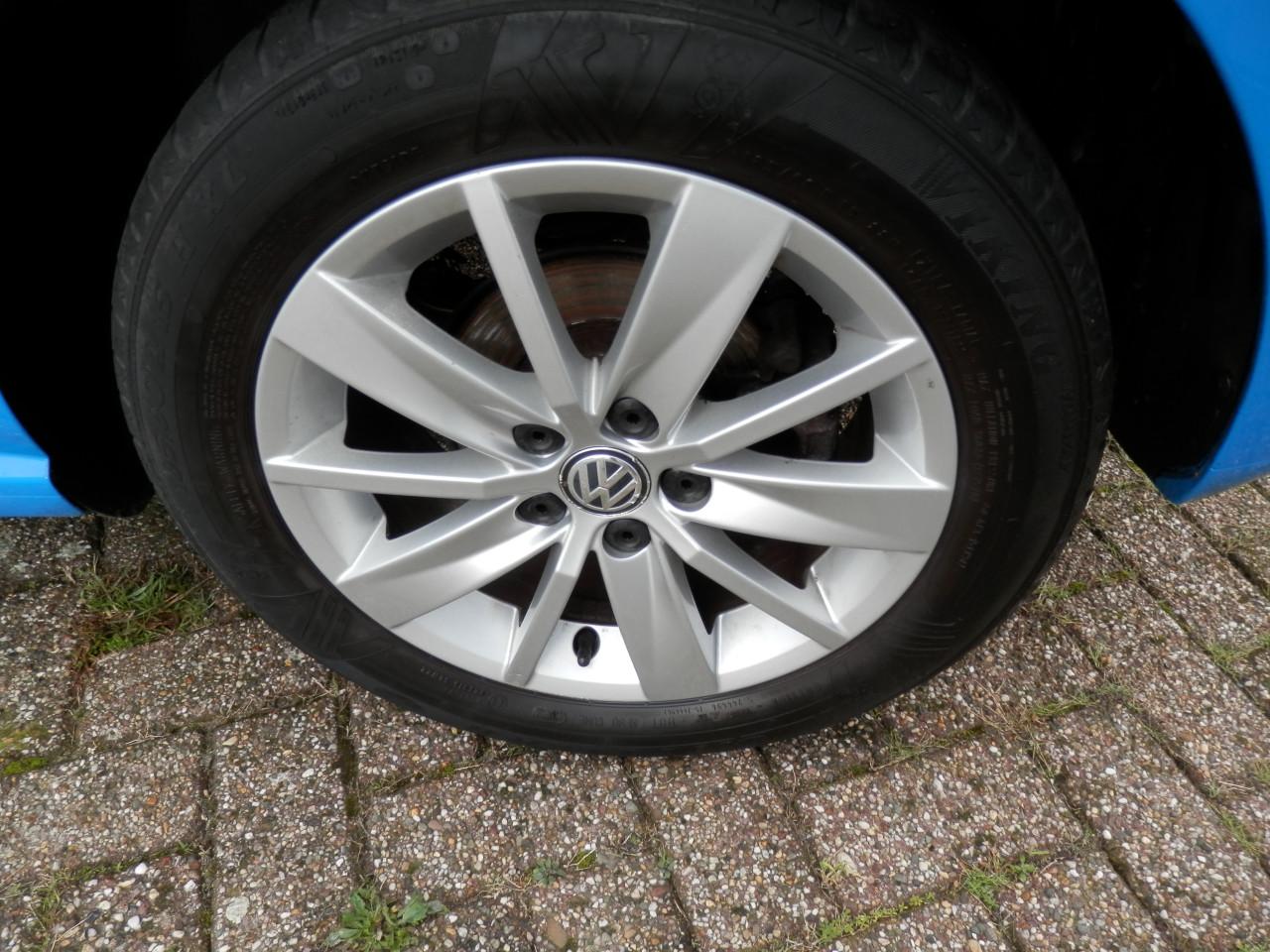 Auto Garant Biedt Aan: Volkswagen Polo 1.2 TSI First Edition