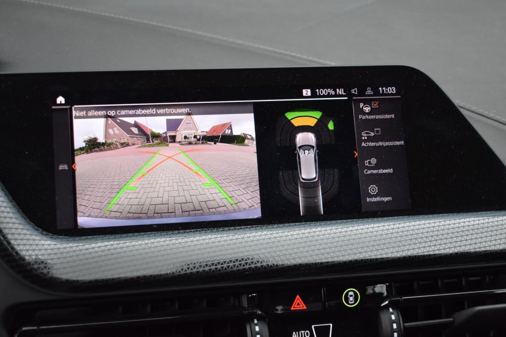 BMW 1 Serie 116i sportline | camera | apple carplay | android auto | nap | 