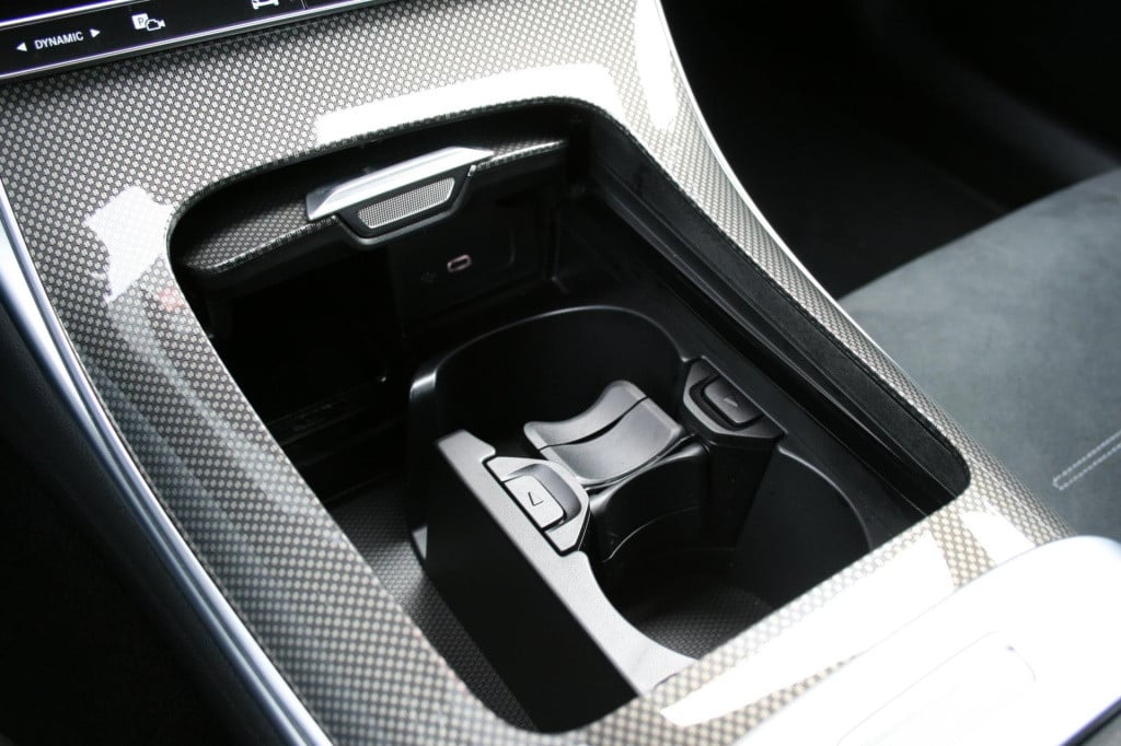Mercedes-Benz C-Klasse 200 amg line