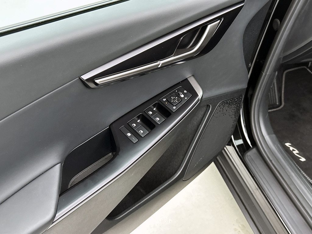 Kia Ev6 light edition 63 kwh  | company car | 10 jaar garantie | navigatie 