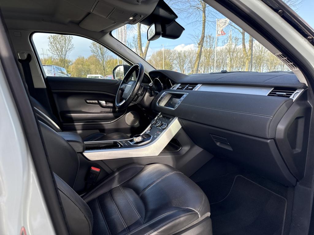 Land Rover Range Rover 2.0 si4 241pk hse dynamic black design | trekhaak | 
