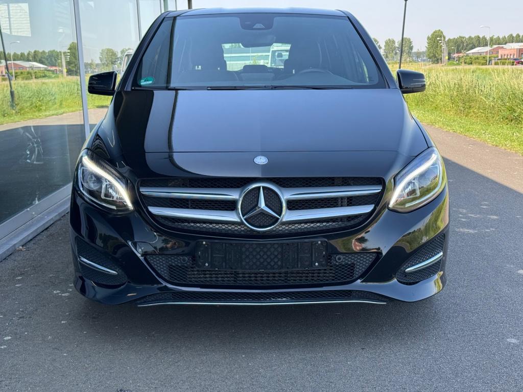 Mercedes-Benz B-Klasse 180 urban automaat , apple-carplay , led