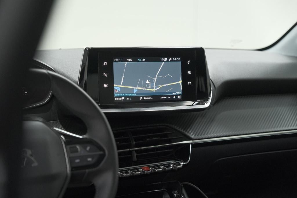 Peugeot 208 puretech 100 allure | navigatie | parkeersensoren | apple carpl