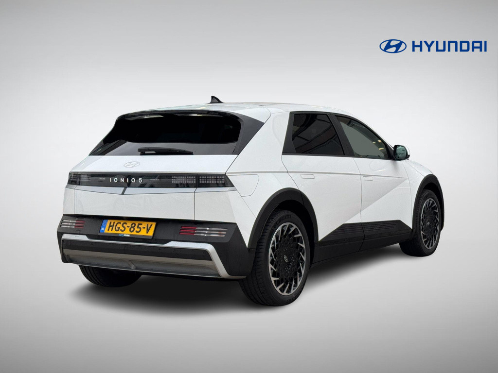 Hyundai Ioniq 5 connect+ 84 kwh 20'' velgen + afneembare trekhaak!
