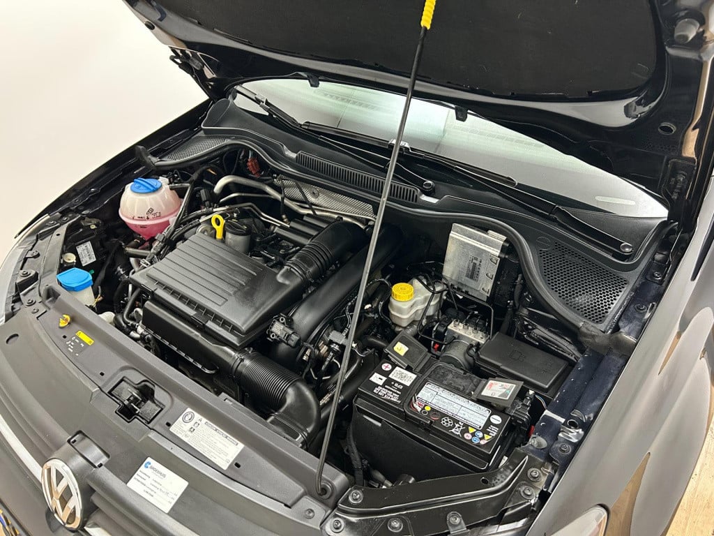 Volkswagen Polo occasion 1.2 tsi highline | zwart | tweedehands volkswagen 
