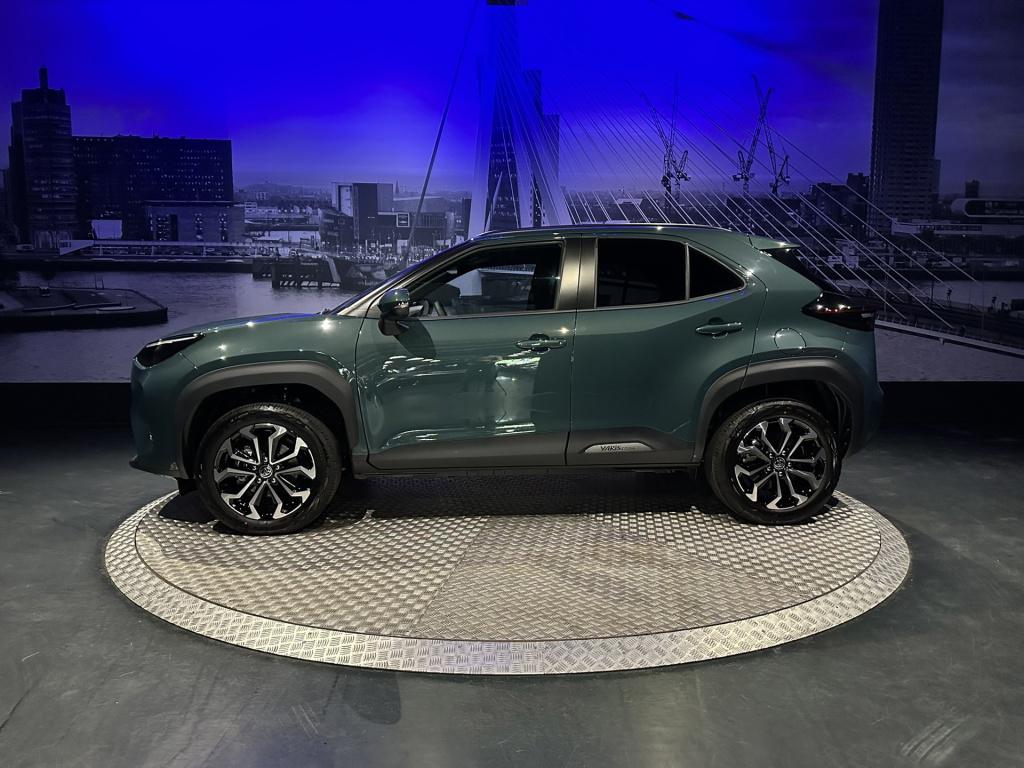 Toyota Yaris Cross 1.5 hybrid 130 dynamic *acc*winterpakket*camera*17inch*