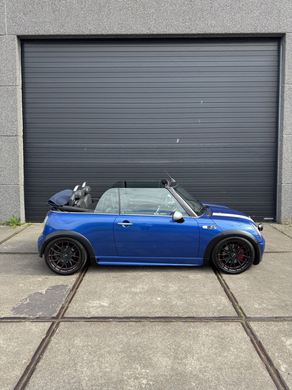 Mini Cooper S JCW Cabriolet 210PK 170DKM 2004 Collectors item!