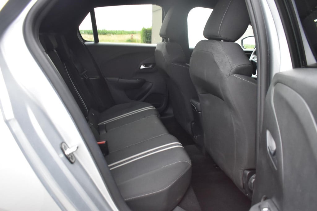 Opel Corsa 1.2 turbo gs 100pk | navigatie | keyless entry | camera