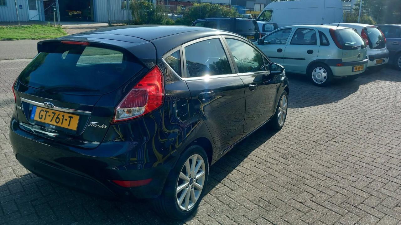 Ford FIESTA 1.0 EcoBoost Titanium 5 deurs bj:2015 airco lm-velgen i.z.g.st