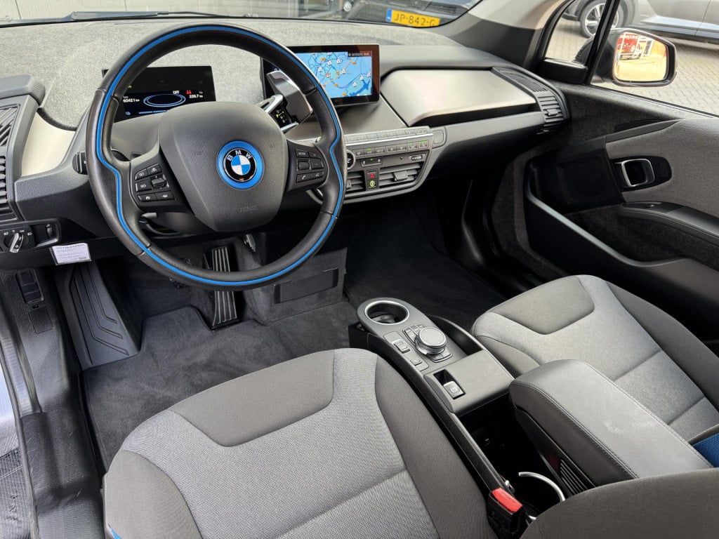 BMW I3 dark shadow edition 120ah 42 kwh | navigatie | camera | adapt. cruis