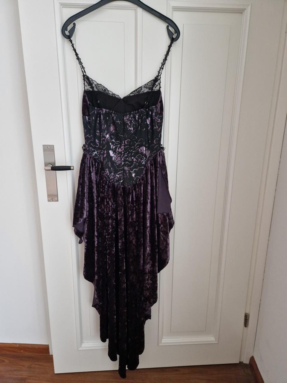 Gothic paarse jurk, maat M.
