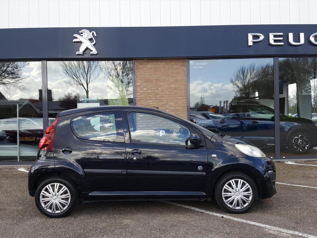 Peugeot 107 1.0 68pk 5d envy airco | elektrische ramen | centrale vergrende