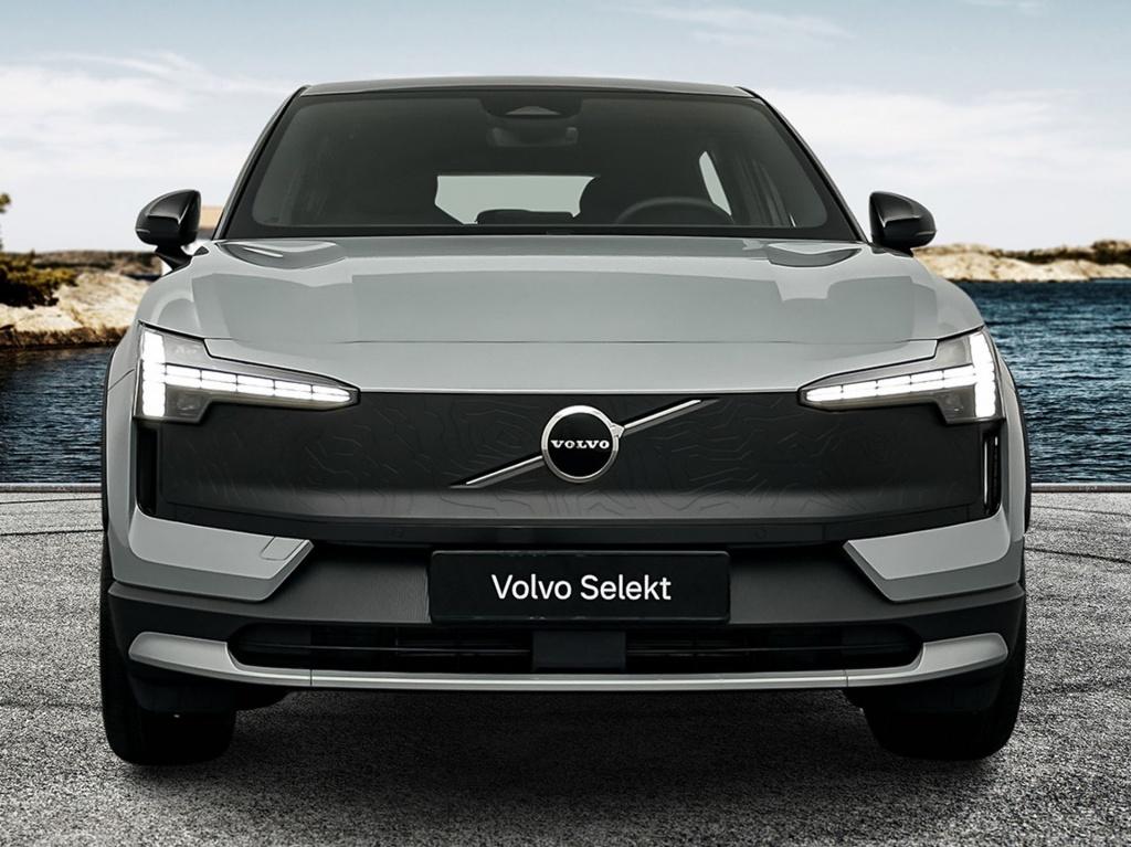 Volvo Ex30 cross country p5 long range plus europa