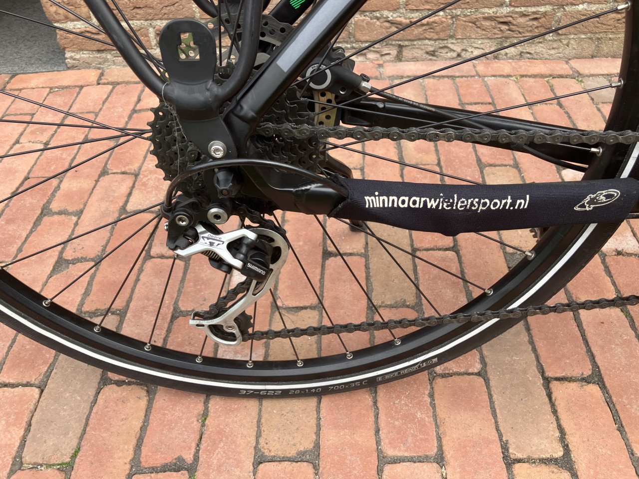 2x Cube Nature hybride fietsen (heren + dames) – Goed onderhouden