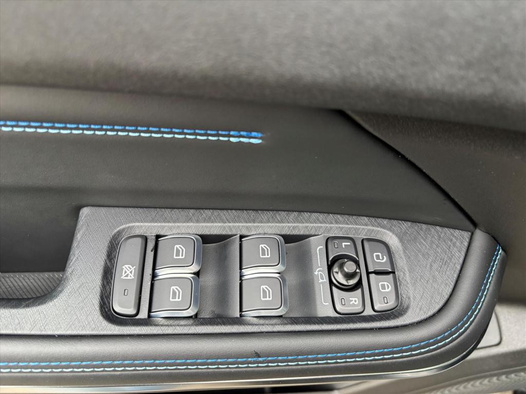 Lynk & Co 01 1.5td 261pk phev automaat| 360 gr camera| pano dak|carplay|rij