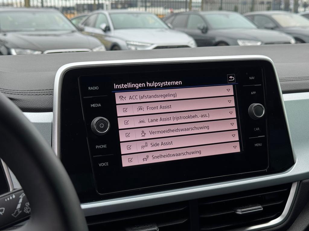 Volkswagen T-roc 1.0 tsi goal edition * stoelverwarming * carplay * camera