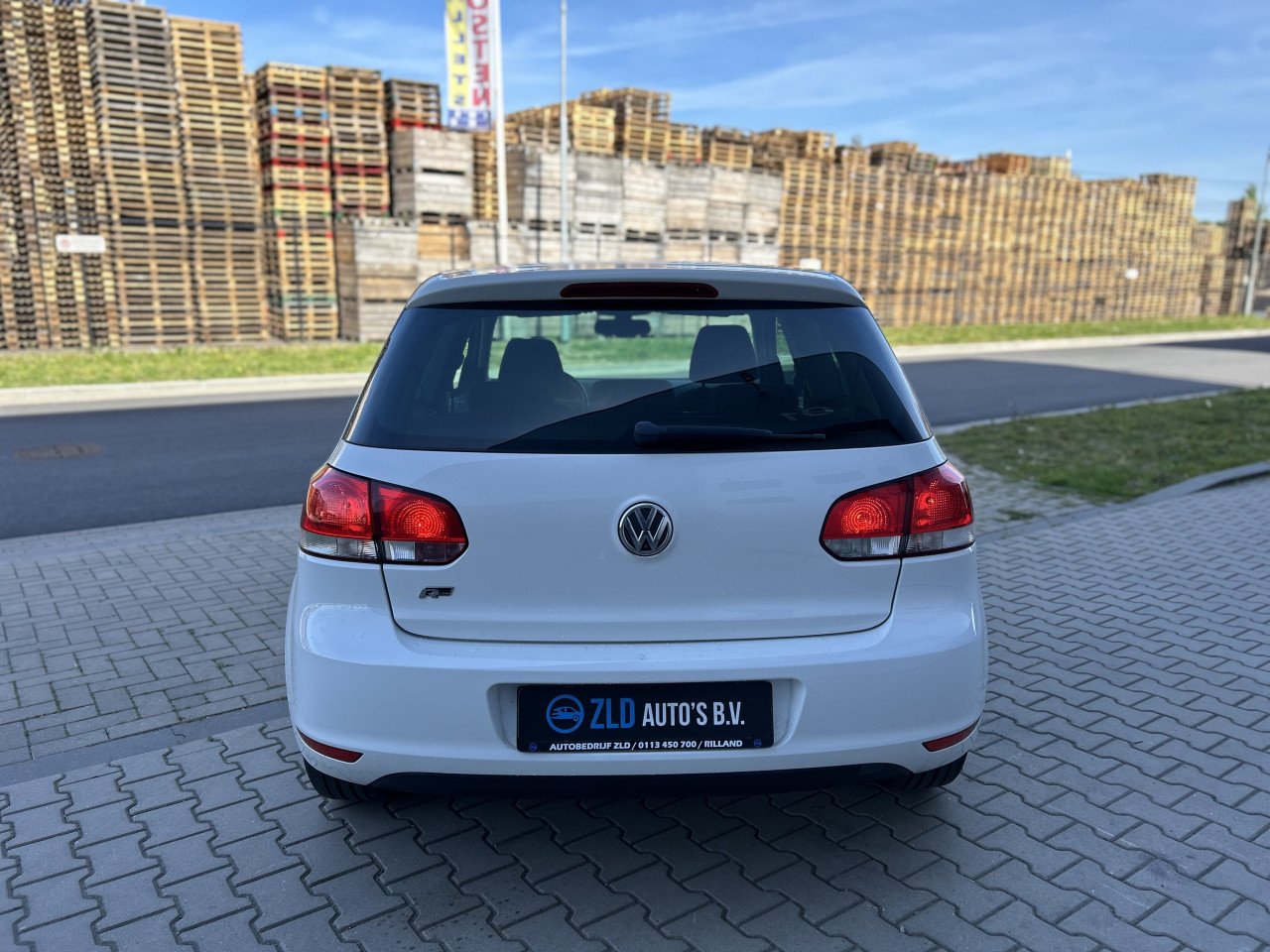Volkswagen Golf 1.4 Style/R-LINE-CRUISE CONTR/APK/STOELV.