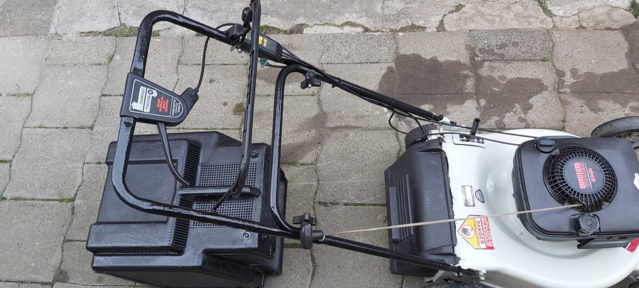 White outdoor products 21 grasmaaier zo goed als nieuw