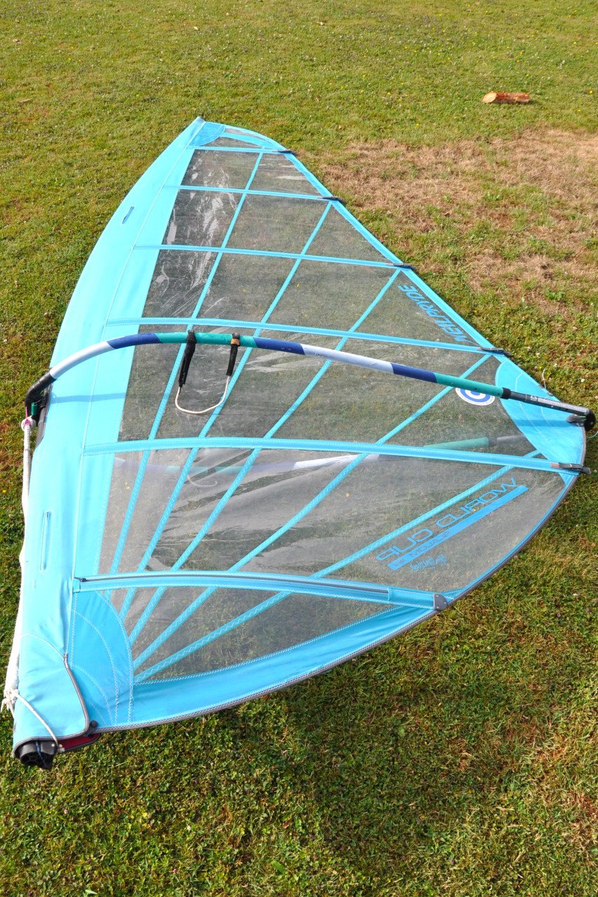 6.0m2 NeilPryde Slalom complete tuigage  (zeil + mast + giek + mastvoet)