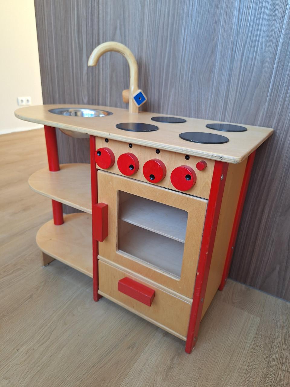 Vintage speelgoed keuken