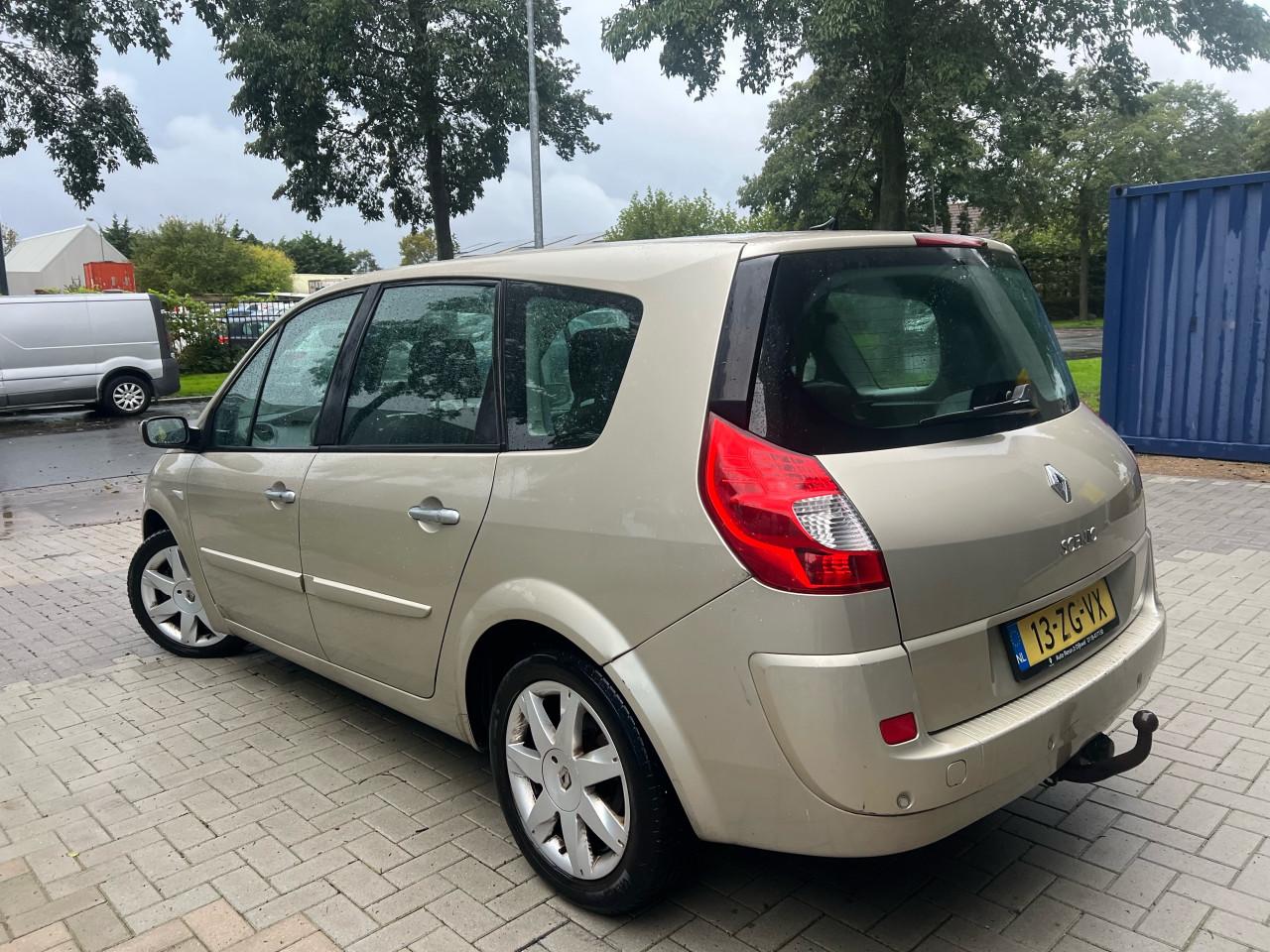 Renault Grand Scenic 2.0-16V Tech Line