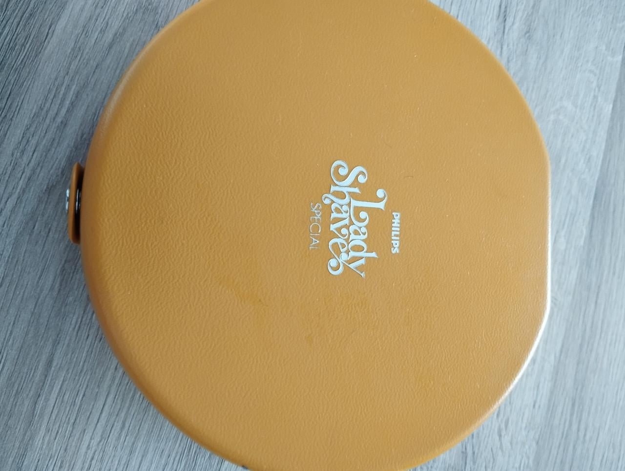 Ladyshave izgst