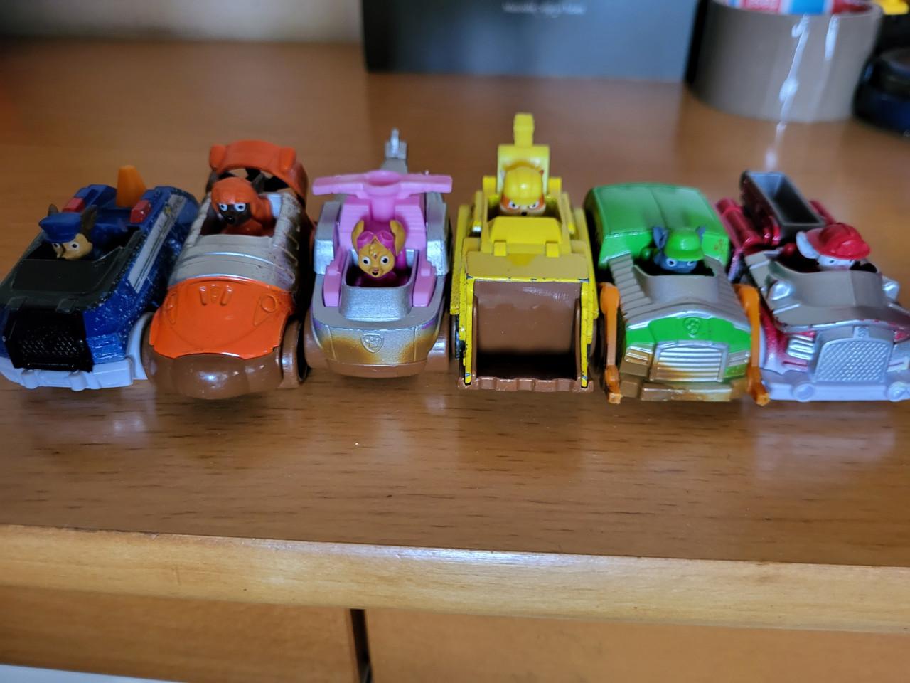 6x auto,s paw patrol