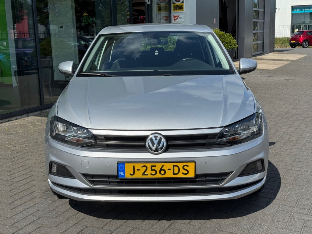 Volkswagen Polo 1.0 tsi highline * carplay * pdc 2x * airco * 18 inch